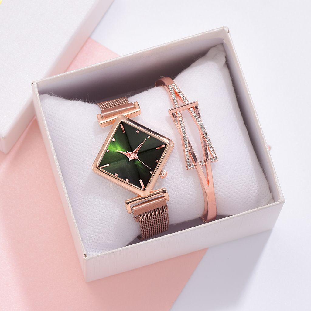 Women Square Watch Luxury Ladies Quartz Magnet Buckle Gradient Color